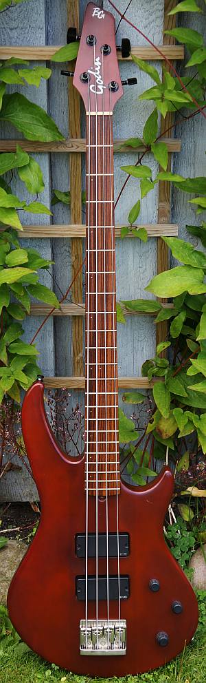 Godin BG4 Bass